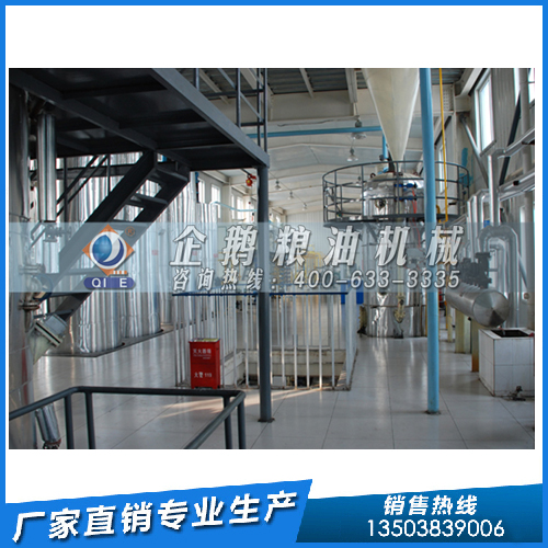 液壓榨油機(jī)制取芝麻油，企鵝糧油機(jī)械設(shè)備型號(hào)多